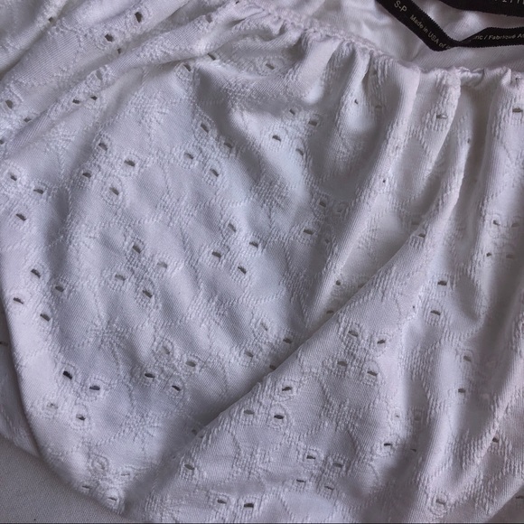 UO Cropped Eyelet top - Picture 5 of 7